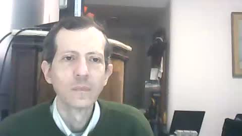 Snapshot of lucianoaxel chatting on April 26, 3:04 am Luciano online show from April 26, 3:04 am