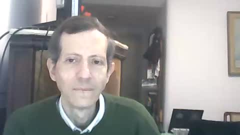 Snapshot of lucianoaxel chatting on May 3, 1:00 am Luciano online show from May 3, 1:00 am