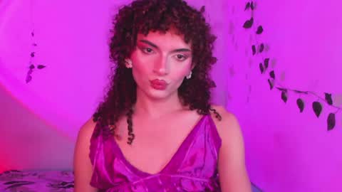 Snapshot of lucianromeo17 chatting on June 4, 7:25 am Lucy or Lucian 3 Come to my social Links3 online show from June 4, 7:25 am