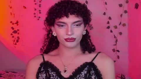 Snapshot of lucianromeo17 chatting on July 6, 7:05 am Lucy or Lucian 3 Come to my social Links3 online show from July 6, 7:05 am