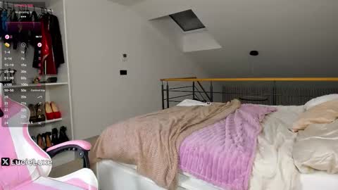 LucieLuxe online show from November 26, 6:53 pm