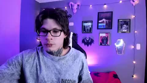 dominic online show from March 19, 7:01 am