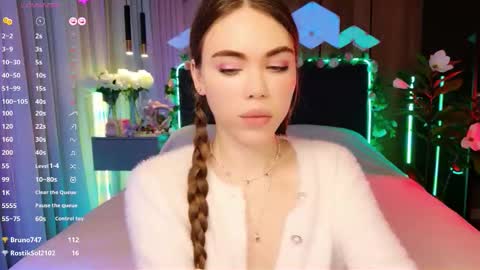 MimiFors online show from November 23, 4:51 pm