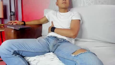 Leo online show from February 23, 5:50 pm