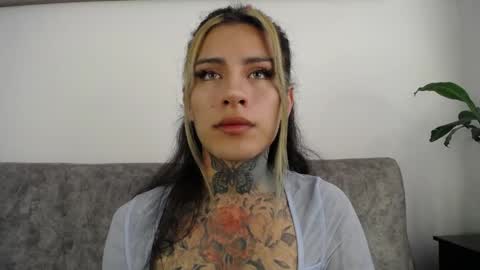 luciiana online show from April 21, 3:07 pm