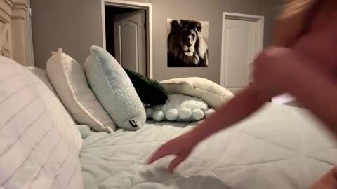 Snapshot of lucious_stace chatting on December 19, 9:44 pm lucious_stace online show from December 19, 9:44 pm