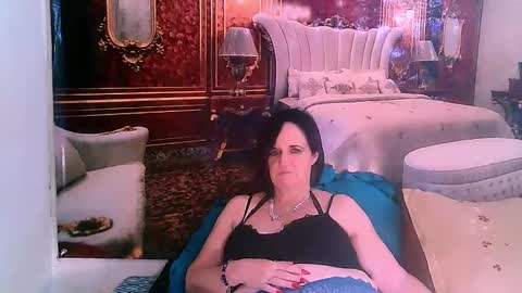 Grace online show from March 1, 7:37 pm