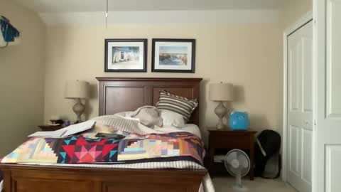 Snapshot of luckboy698 chatting on December 17, 5:08 pm luckboy698 online show from December 17, 5:08 pm