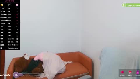 Snapshot of luckrose chatting on November 3, 2:13 am Jinn online show from November 3, 2:13 am