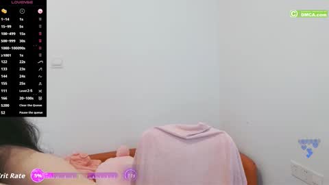 Snapshot of luckrose chatting on December 5, 3:15 am Jinn online show from December 5, 3:15 am