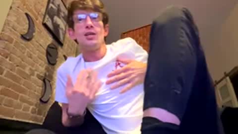 Snapshot of lucky_bme chatting on January 16, 12:47 am lucky_bme online show from January 16, 12:47 am