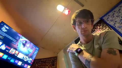 Snapshot of lucky_bme chatting on February 4, 12:49 am lucky_bme online show from February 4, 12:49 am