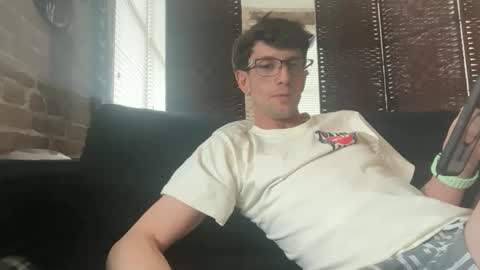 lucky_bme online show from March 10, 9:09 pm