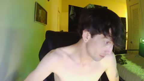 lucky_bme online show from April 21, 2:51 am