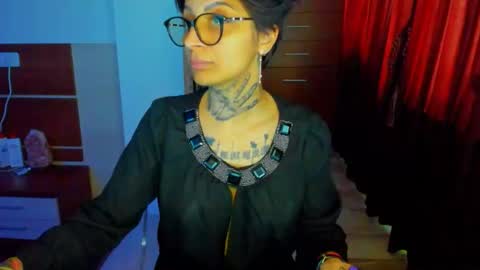 Snapshot of lucky_denizz chatting on March 17, 11:02 am lucky_denizz online show from March 17, 11:02 am