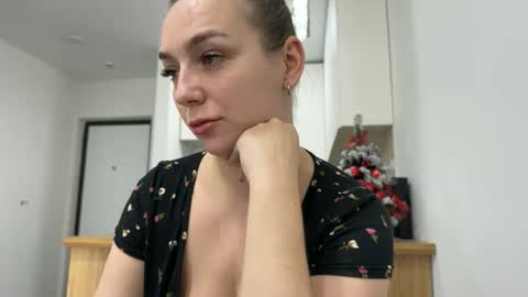 lucky_foryou_baby online show from January 14, 8:53 am