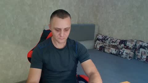 Ethan online show from January 1, 9:31 pm