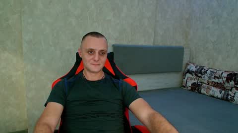 Ethan online show from January 14, 8:26 pm