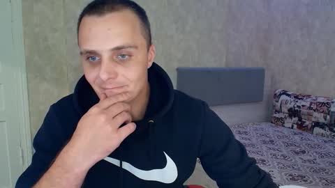 Ethan online show from September 25, 6:22 pm