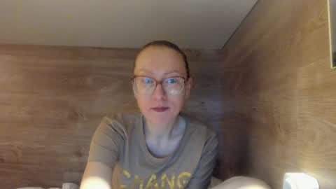 Snapshot of lucky_licky20 chatting on January 27, 4:09 am lucky_licky20 online show from January 27, 4:09 am