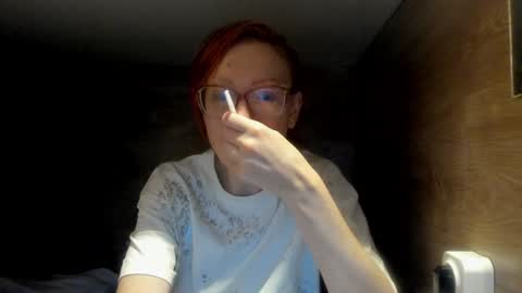 Snapshot of lucky_licky20 chatting on February 2, 4:05 am lucky_licky20 online show from February 2, 4:05 am