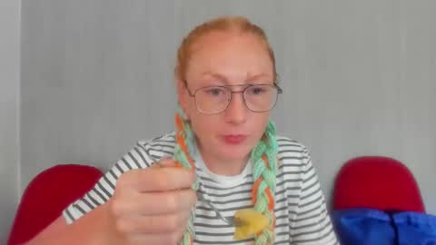 Snapshot of lucky_licky20 chatting on October 16, 12:55 am lucky_licky20 online show from October 16, 12:55 am