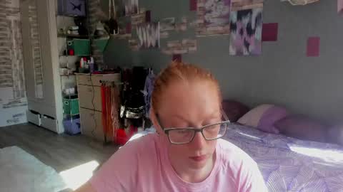 Snapshot of lucky_licky20 chatting on June 26, 1:32 am lucky_licky20 online show from June 26, 1:32 am