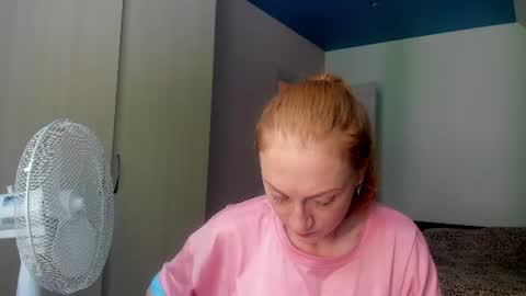 Snapshot of lucky_licky20 chatting on July 12, 2:24 am lucky_licky20 online show from July 12, 2:24 am