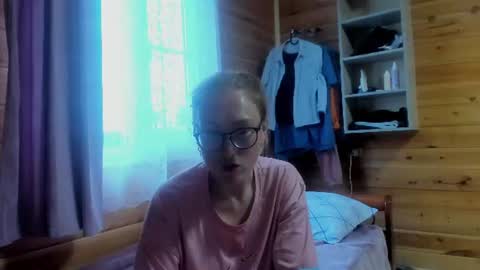 Snapshot of lucky_licky20 chatting on July 16, 1:44 am lucky_licky20 online show from July 16, 1:44 am