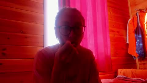 Snapshot of lucky_licky20 chatting on July 19, 1:20 am lucky_licky20 online show from July 19, 1:20 am