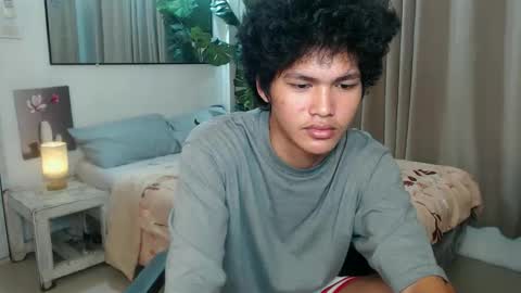 lucky online show from February 25, 5:00 pm