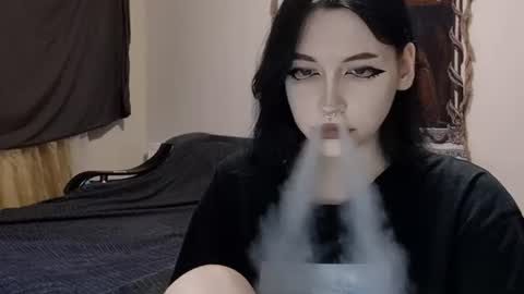 Snapshot of luckybastrad0677 chatting on June 16, 5:26 pm luckybastrad0677 online show from June 16, 5:26 pm