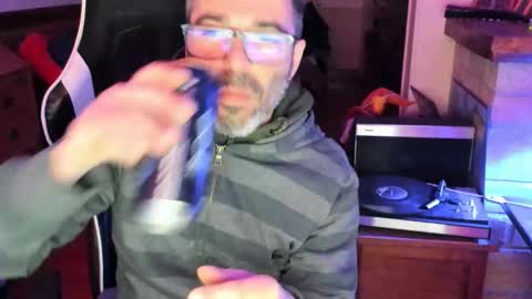 Lucky online show from April 13, 6:35 pm