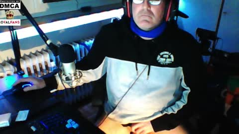        call me  Stefan online show from December 6, 11:11 am