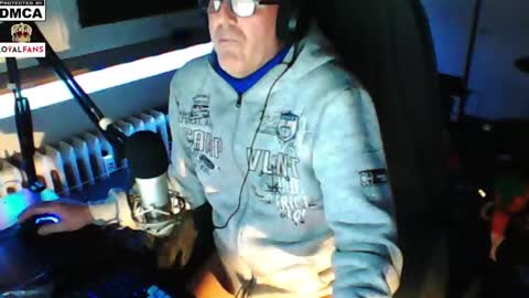        call me  Stefan online show from January 1, 5:54 am