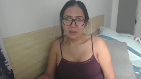 angelisa online show from November 15, 10:56 am