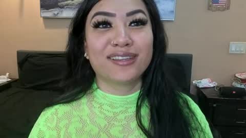 luckylee1992 online show from July 16, 6:41 am