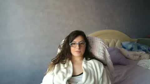 luckylinda23 online show from January 11, 1:22 pm