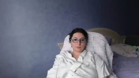 luckylinda23 online show from January 12, 10:45 am