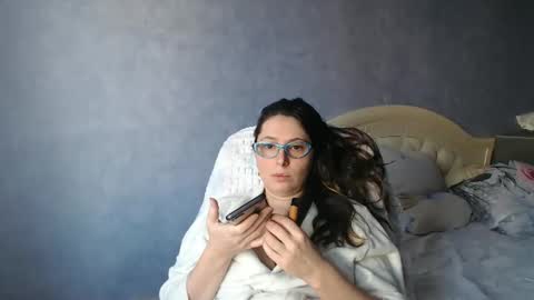 luckylinda23 online show from January 16, 12:20 pm