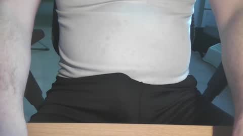 Snapshot of luckyluuk69 chatting on January 2, 8:06 am Luuk online show from January 2, 8:06 am