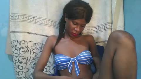 Gloria online show from December 2, 11:56 pm