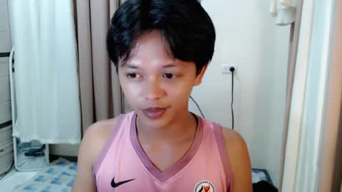 Snapshot of luckyme_7 chatting on July 24, 6:50 pm kai online show from July 24, 6:50 pm