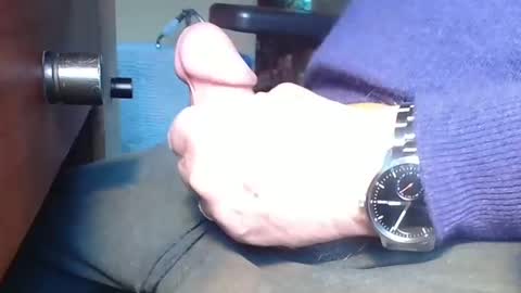 Snapshot of luckypirateboy chatting on December 18, 8:03 pm BIG Daddy cock. Tips make it harder online show from December 18, 8:03 pm