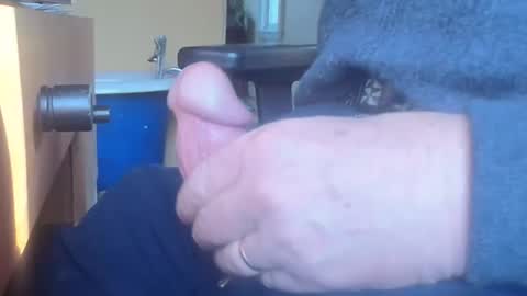 Snapshot of luckypirateboy chatting on January 12, 8:14 pm BIG Daddy cock. Tips make it harder online show from January 12, 8:14 pm