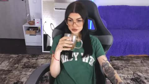 Monika online show from April 18, 8:29 am