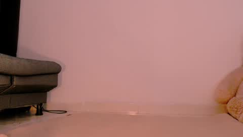 luckysapphire777 online show from February 3, 1:08 pm