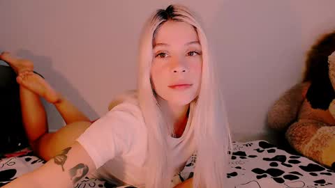 luckysapphire777 online show from February 6, 8:07 am