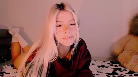 luckysapphire777 online show from February 8, 4:36 pm