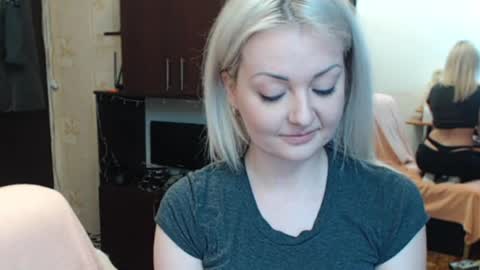 LuckyShot online show from April 21, 12:33 pm